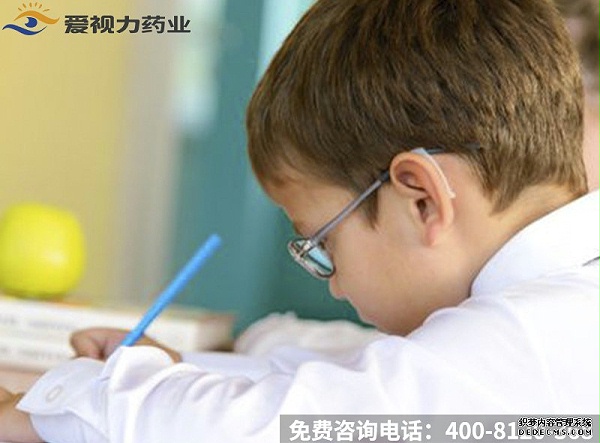 孩子近视的讯号