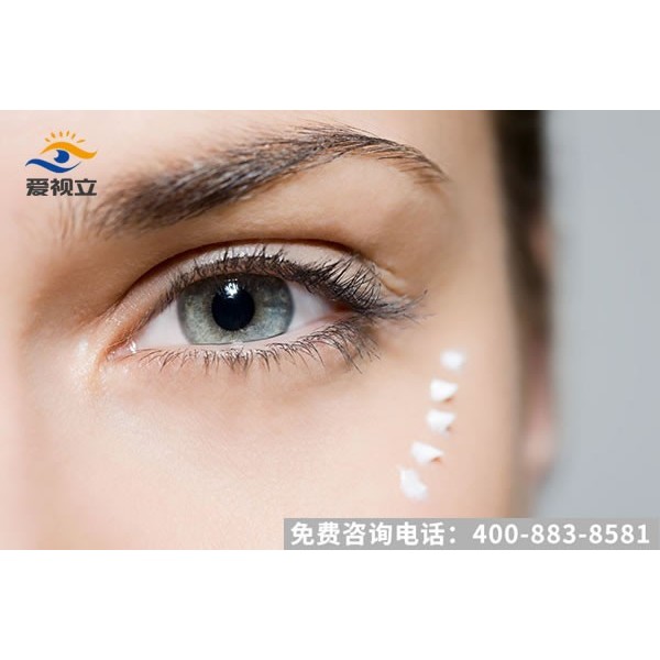 爱视力中草药护眼贴:眼痒是怎么回事？
